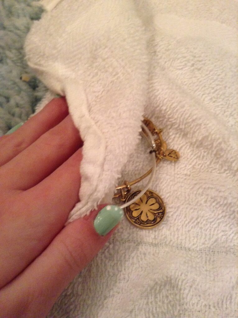 How to Clean Alex and Ani Bracelets​? - How to Clean Alex and Ani Bracelets? Easy Care Tips