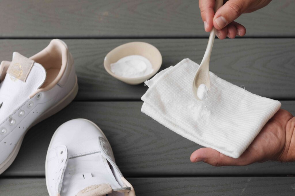How to Clean White Shoes​? - How to Clean White Shoes? - Expert Tips & Tricks